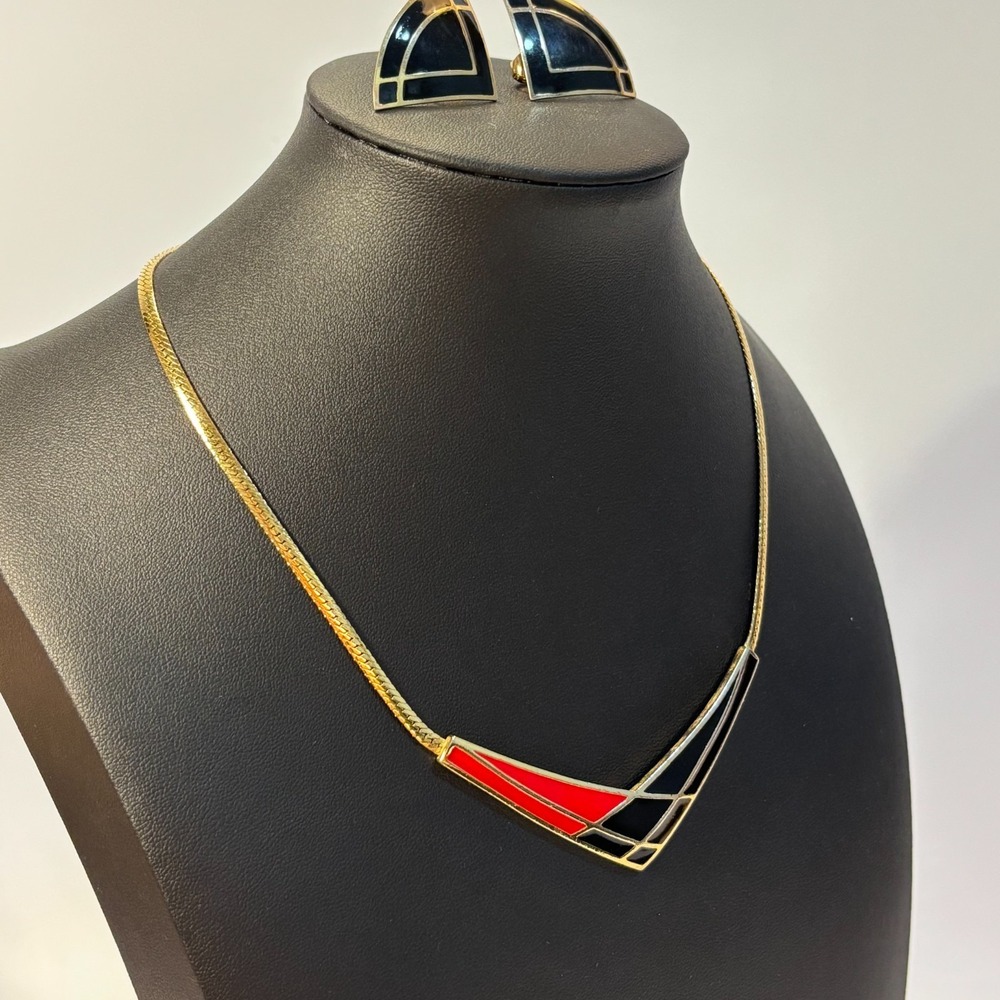 Vintage Necklace and Clip-On Earring Set Red Black Enamel Geometric Art Deco 90s - Picture 4 of 11